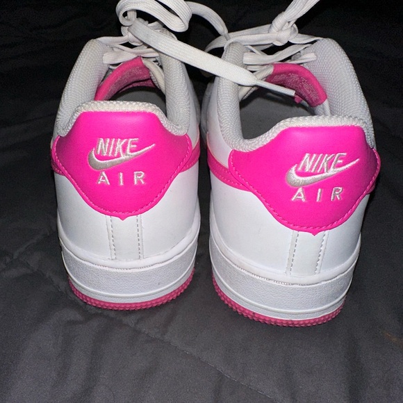 Nike Air Force 1 GS | Pink Swoosh | Size 7Y (Women’s 8.5) - Picture 6 of 8